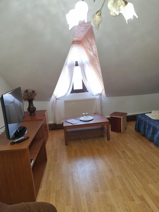 Hotel Casa Boiereasca Iasi Exteriér fotografie