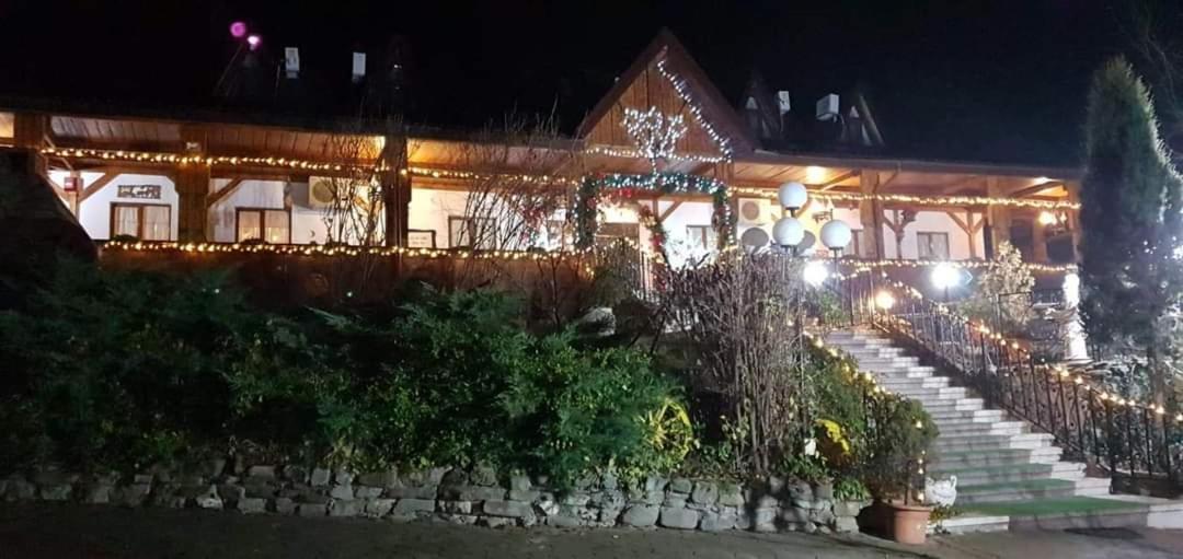 Hotel Casa Boiereasca Iasi Exteriér fotografie