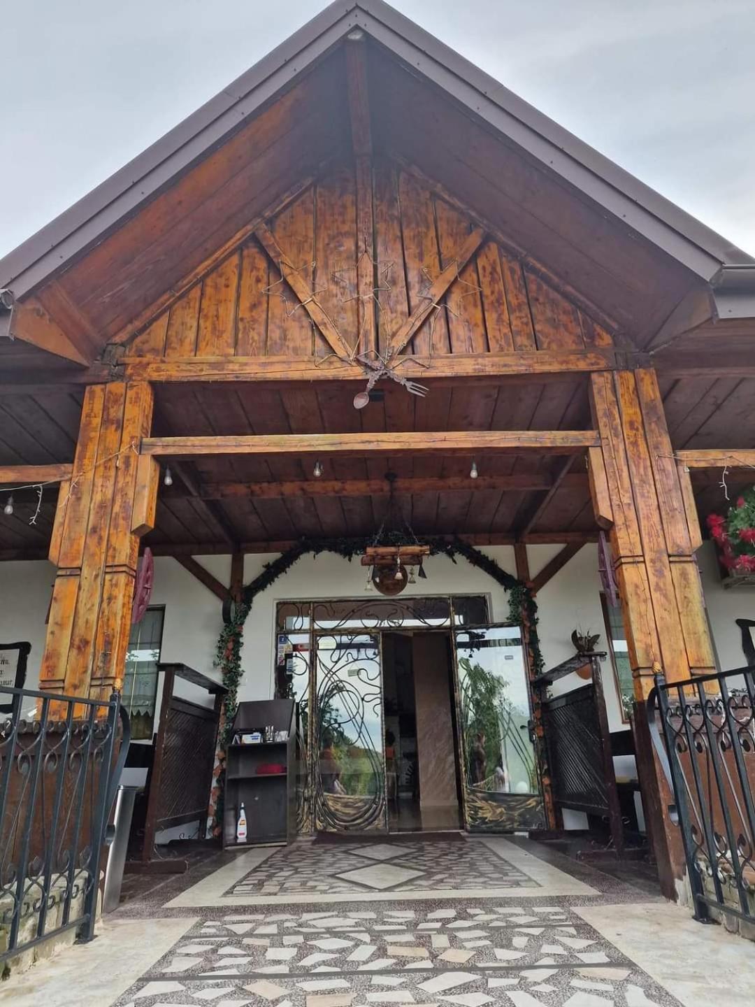 Hotel Casa Boiereasca Iasi Exteriér fotografie