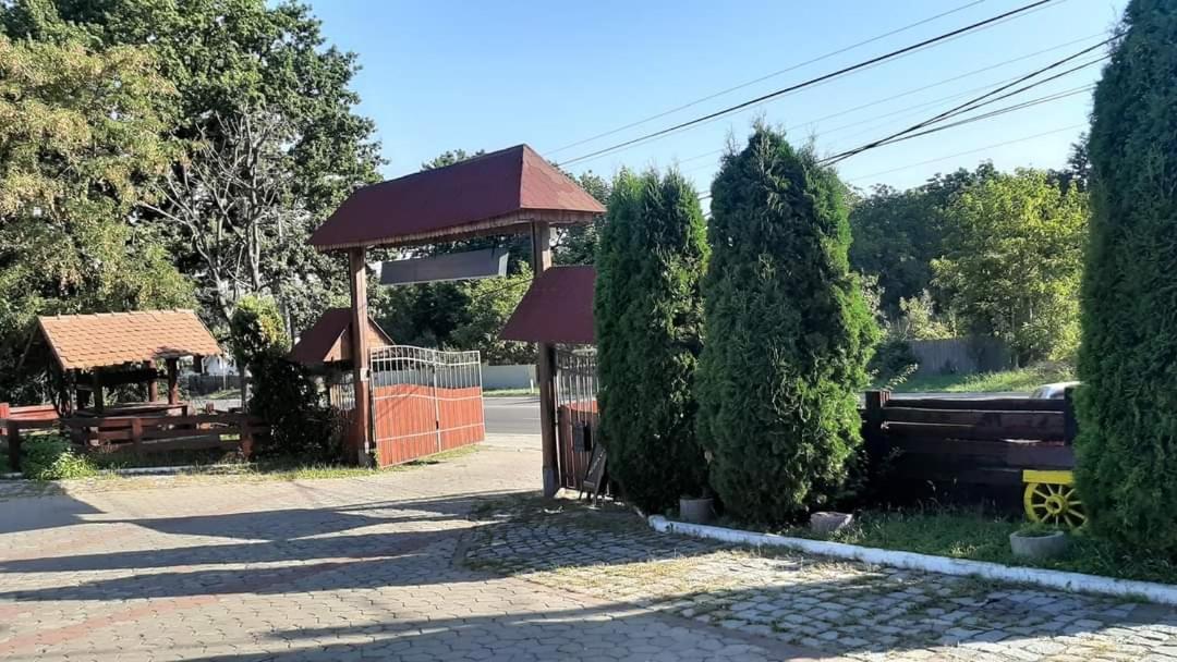 Hotel Casa Boiereasca Iasi Exteriér fotografie