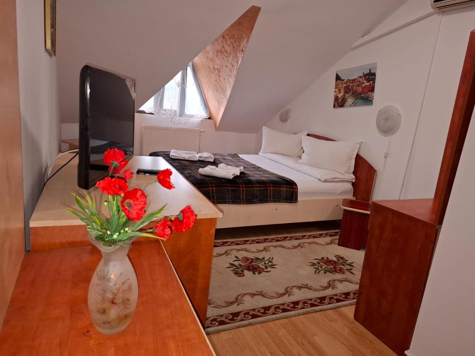 Hotel Casa Boiereasca Iasi Exteriér fotografie