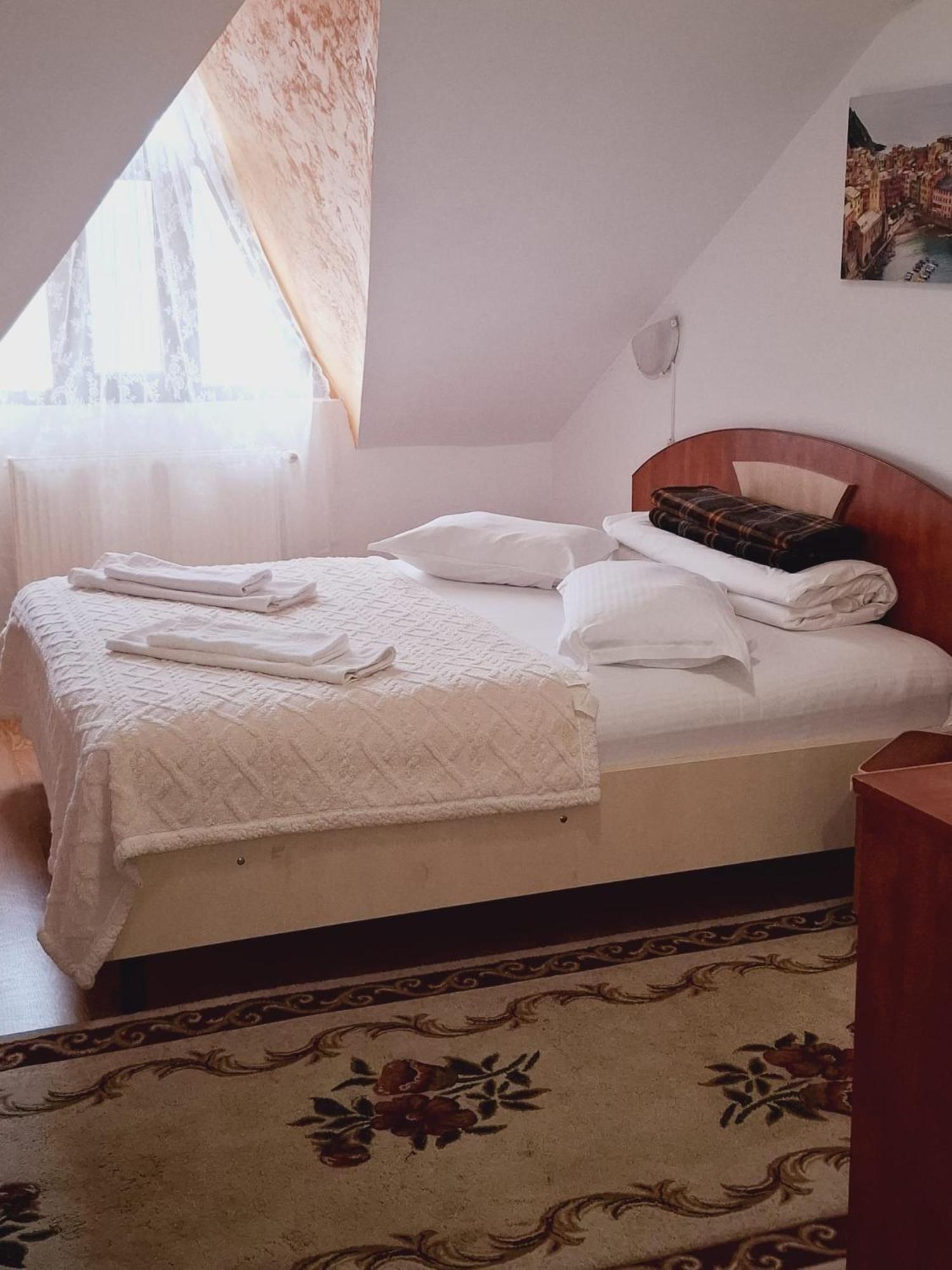 Hotel Casa Boiereasca Iasi Pokoj fotografie